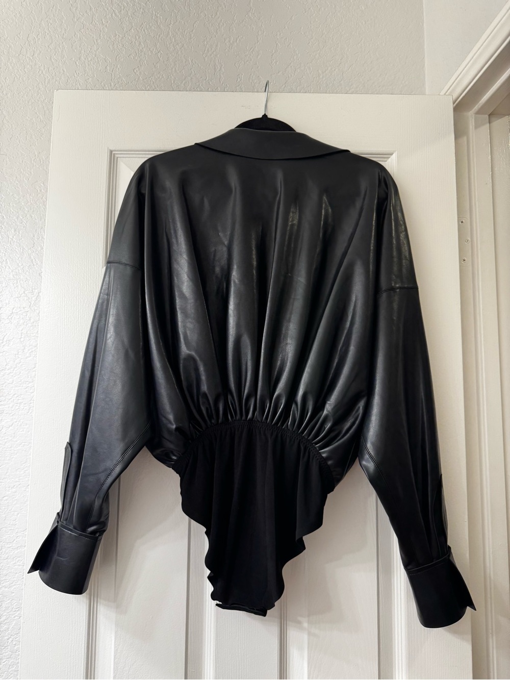 Norma Kamali Bodysuit Oversized Boyfriend Shirt Faux Leather in Black Sz XS - Picture 4 of 8